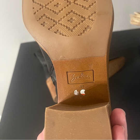 Zodiac Black Leather Lovie Boots Size 11 - Picture 10 of 10